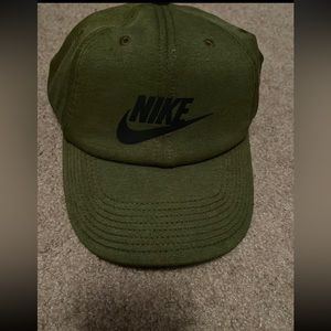 Nike Cap Army Grern